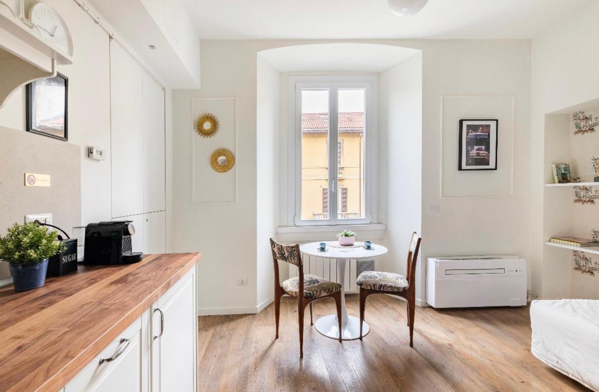 Ripa Apartments Milano - Via Vigevano Navigli Exteriör bild